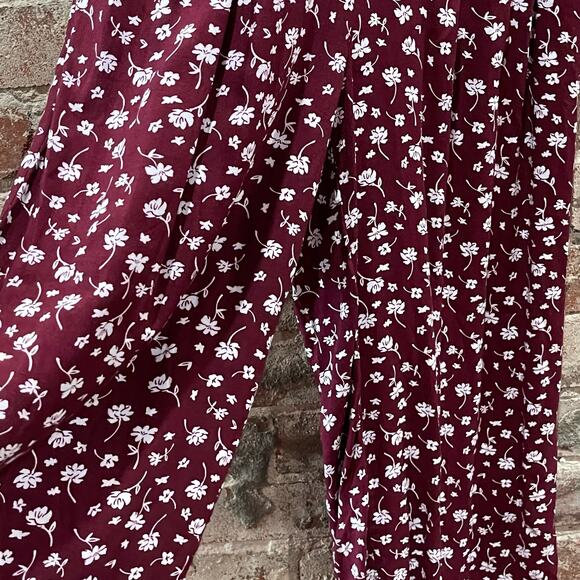 NEW Showpo. Hit The Lights Jumpsuit in Wine Floral Size 2 - Picture 6 of 7
